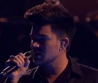 adam Lambert rocked las vegas with queen at the iheart readio concert