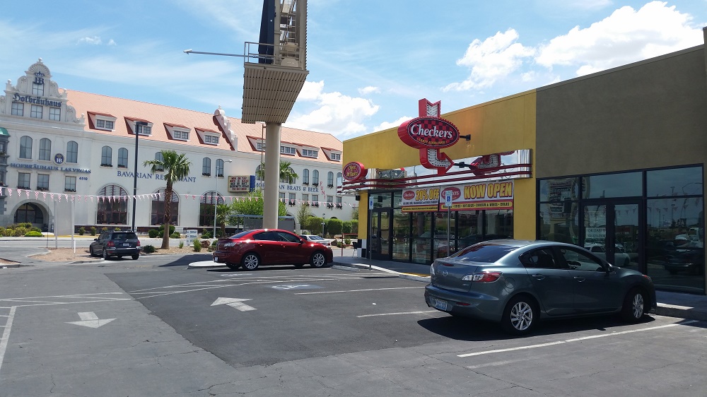 checkers at harmon and paradise front